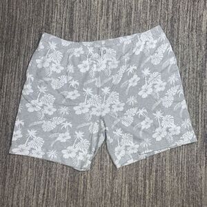 Caribbean by Roundtree & Yorke Mens Size 48 Hawaiian Print Shorts Gray White NWT